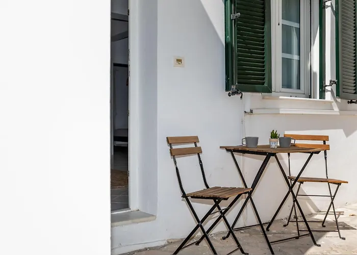 Manouk's - Two Bedroom Апартаменты