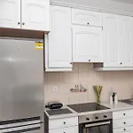Manouk's - Two Bedroom